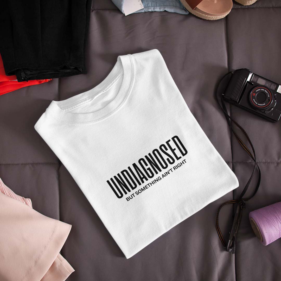 Тениска “Undiagnosed”